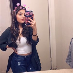 Meet your Posher, Paola